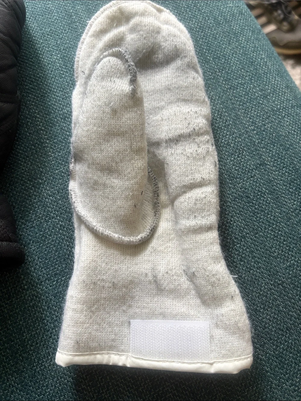 EUC Women’s Hestra Box Mitten LEFT HAND ONLY Black Leather Size 6 (Small)